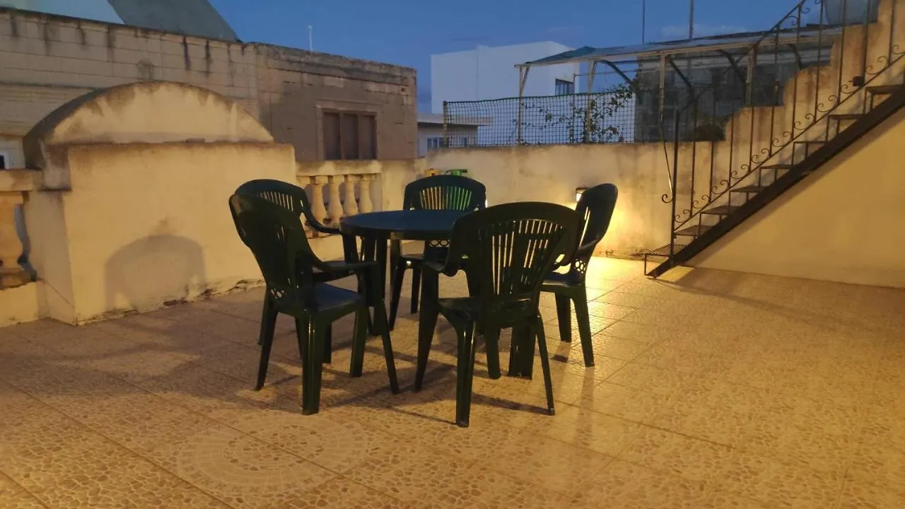 South Village Townhouse Zabbar