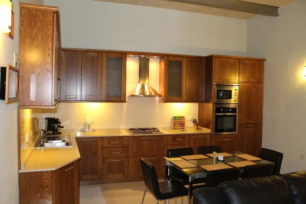South Village Townhouse Zabbar